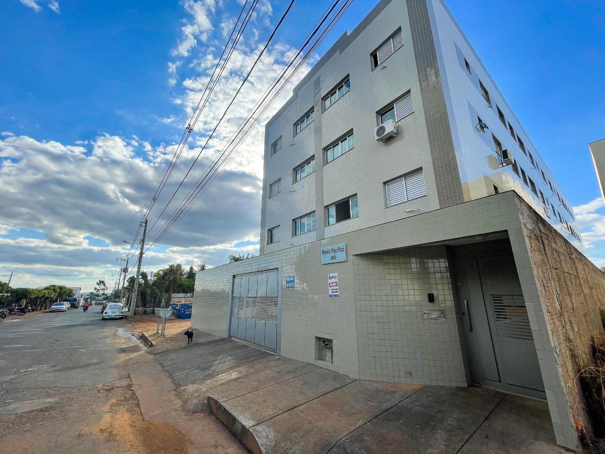 103 - Apartamento Completo Para Ate 5 Hospedes Patos de Minas Dış mekan fotoğraf